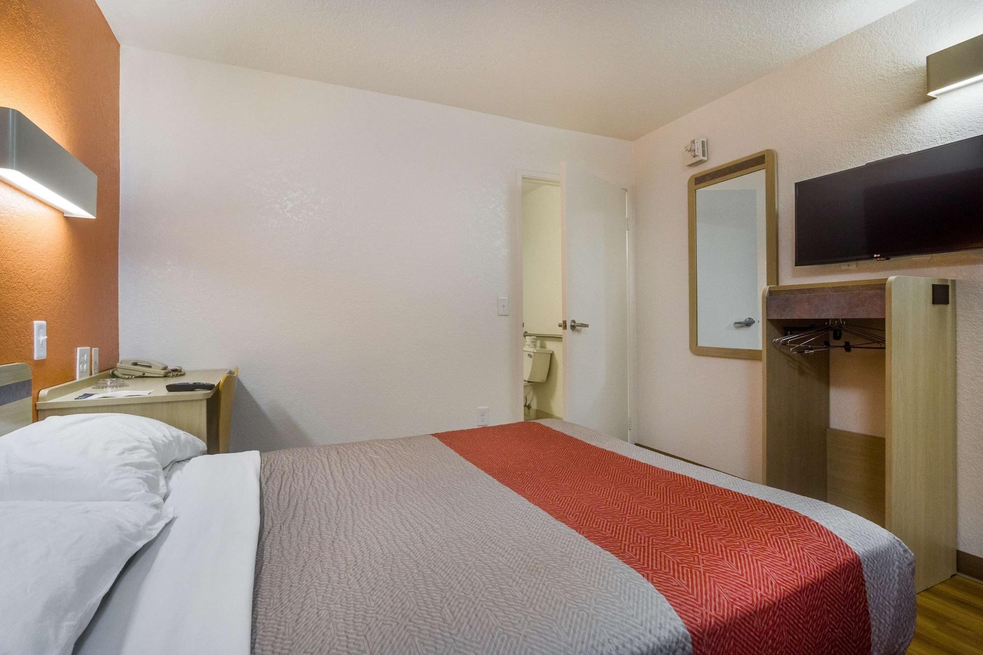 Park Inn By Radisson, Lakewood Eksteriør bilde