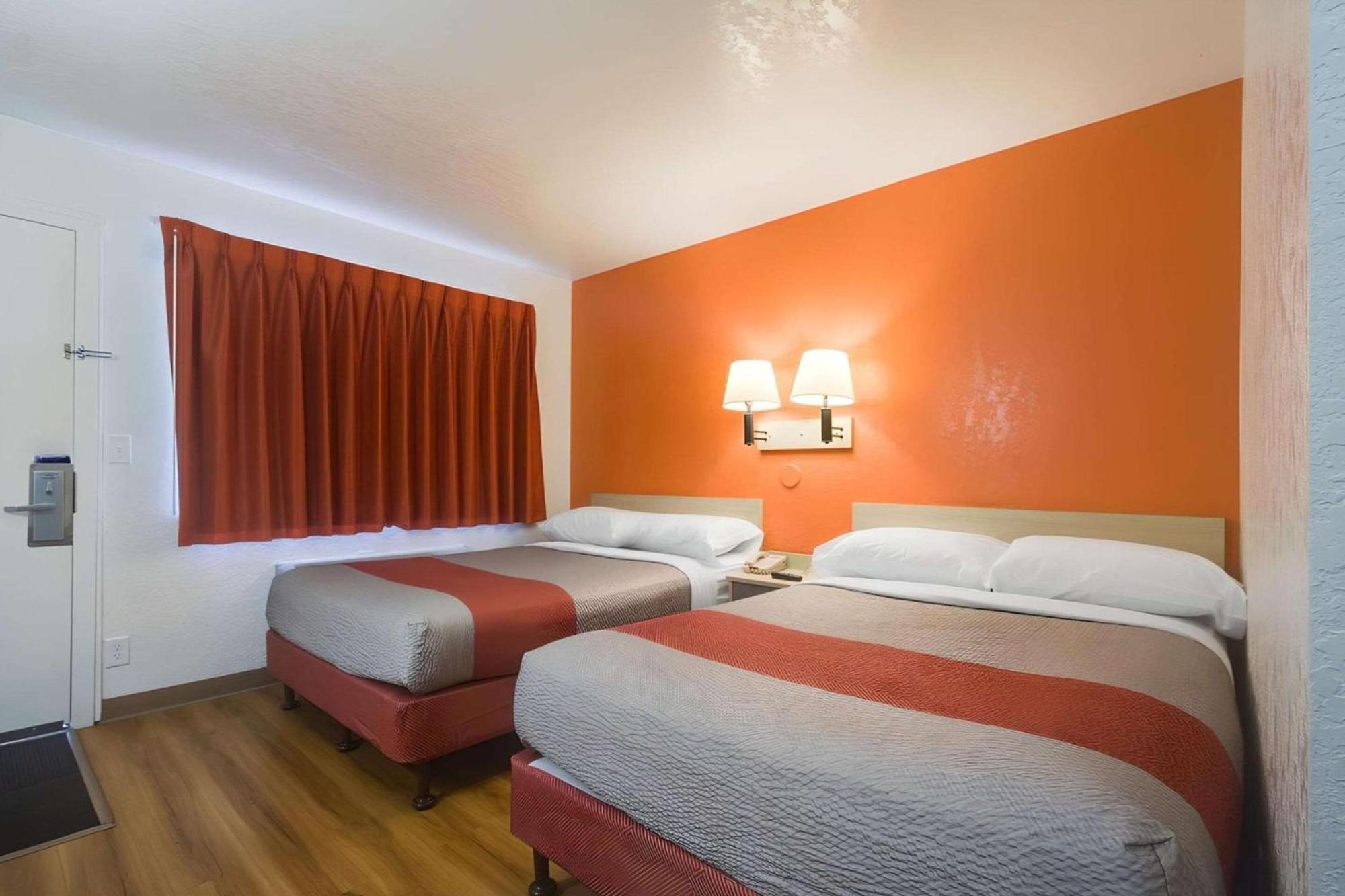 Park Inn By Radisson, Lakewood Eksteriør bilde